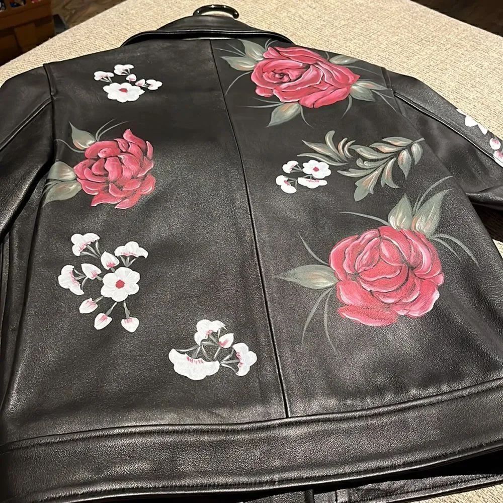 Leather jacket   - Picture 7 of 9